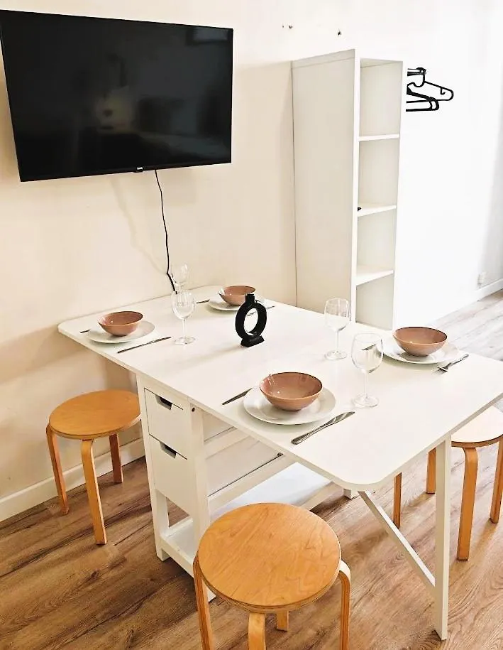 Flat In Zizkov -303- Apartment Prague Czech Republic